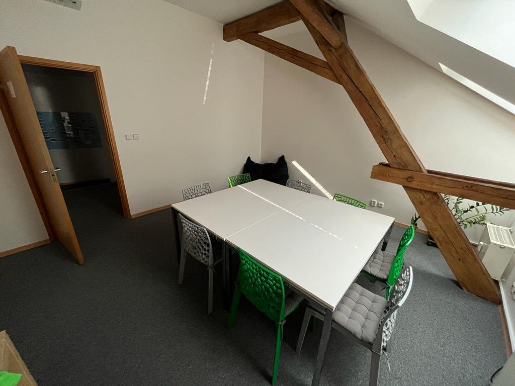 zasedačka zasedačka